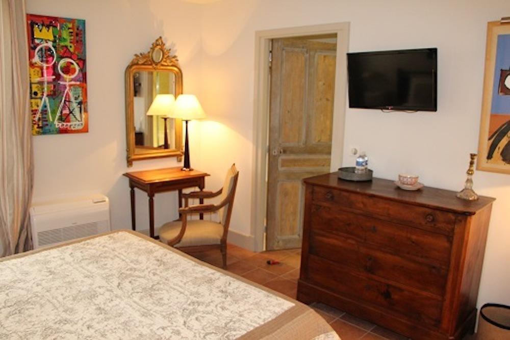 La Petite Hostellerie Юзес Экстерьер фото